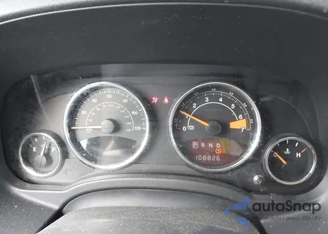 2014 Jeep Compass Latitude z USA, uszkodzony, nr VIN 1C4NJDEB3ED623374